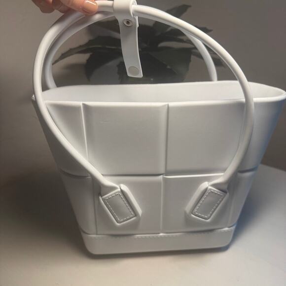 Bottega Veneta Mini Arco Rubber White Tote Shoulder Bag Purse - Picture 3 of 6